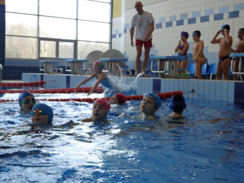 Doskonalenie umiejętności pływackich 121