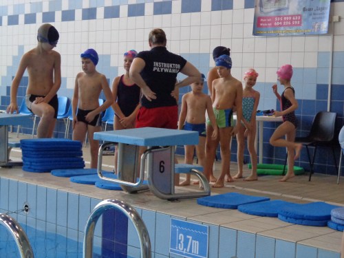 Doskonalenie umiejętności pływackich 210
