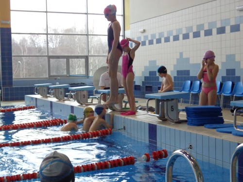 Doskonalenie umiejętności pływackich 214