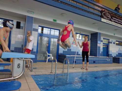 Doskonalenie umiejętności pływackich 295